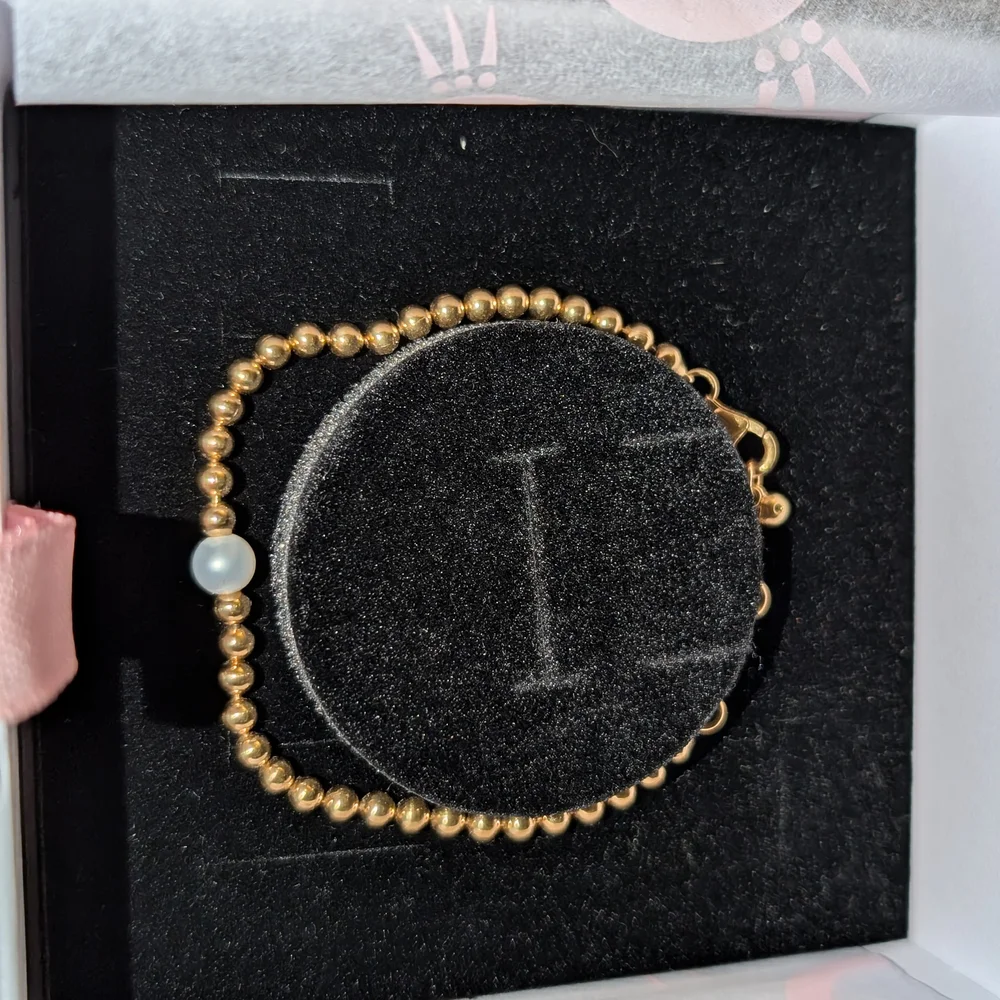 Pandora Gold Bracelet with Pearl Accent - Picture 4 of 4